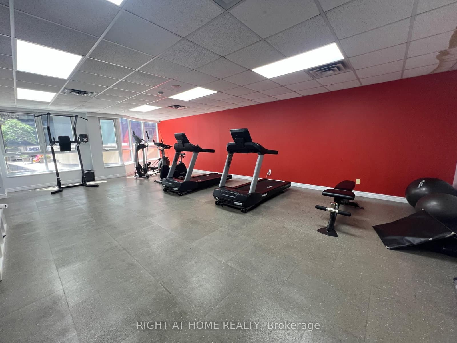 55 Bloor Street E, Unit 1702 thumbnail 22
