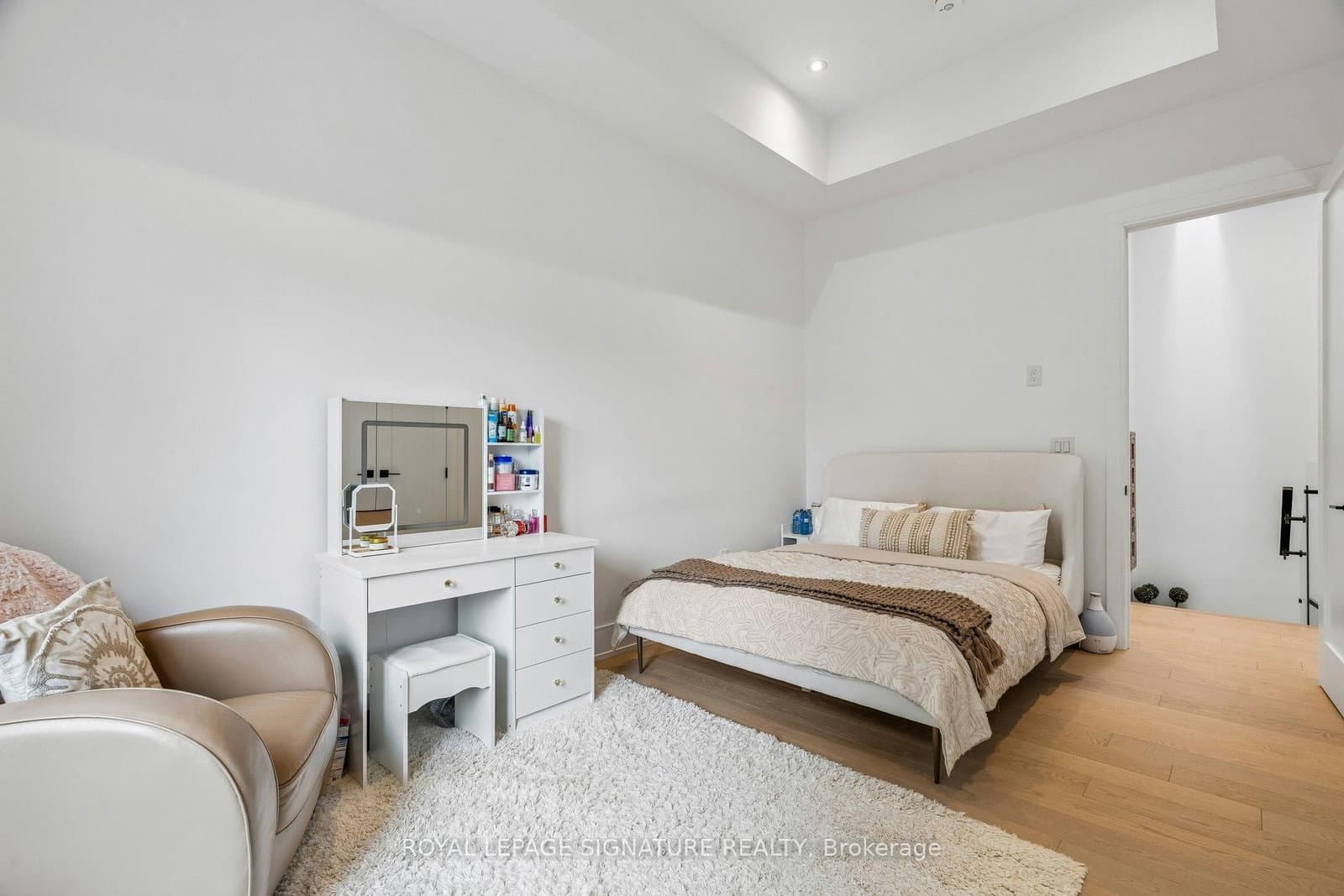 115 Whitmore Avenue thumbnail 33