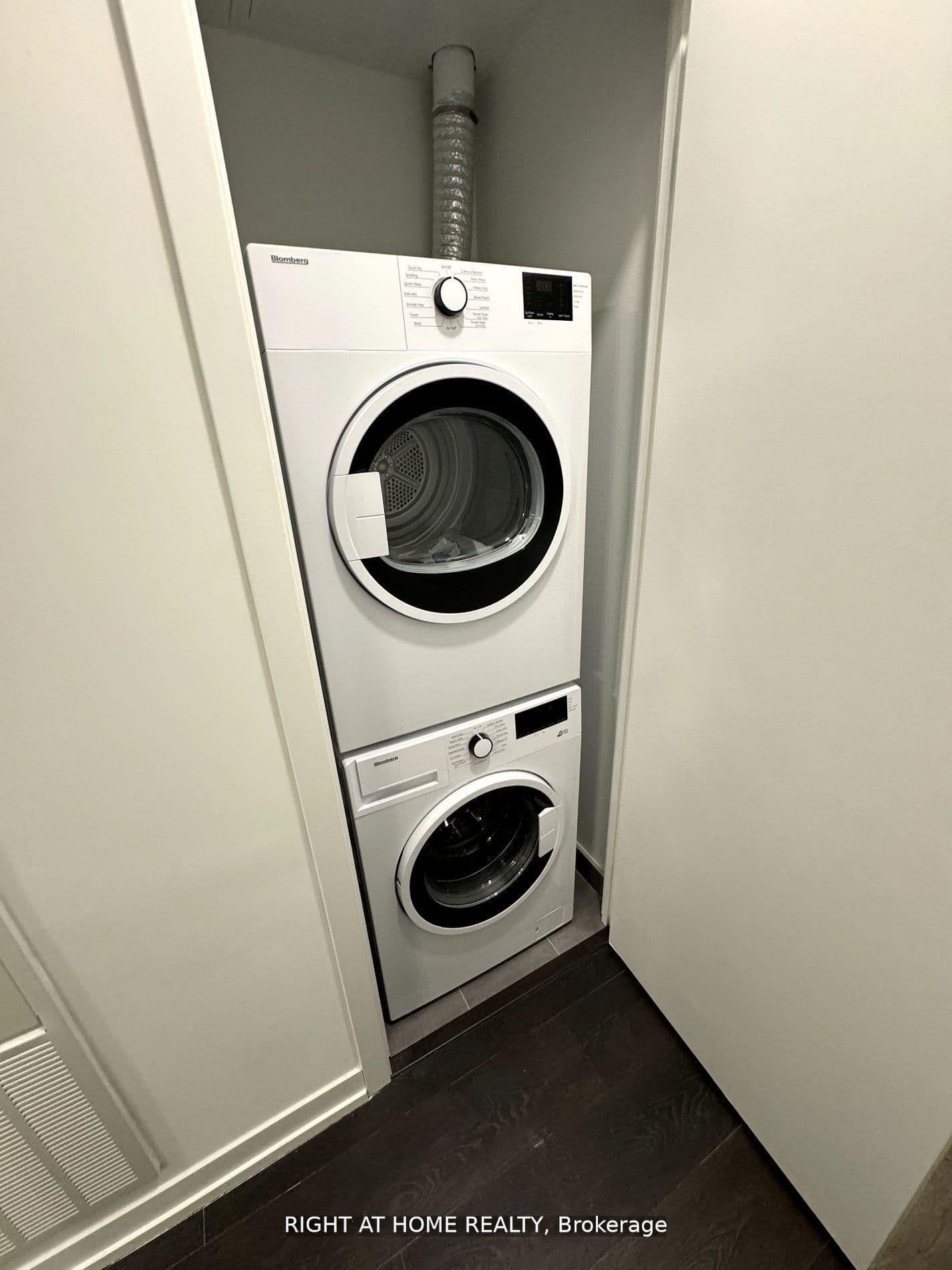 2020 Bathurst Street, Unit 320 thumbnail 7