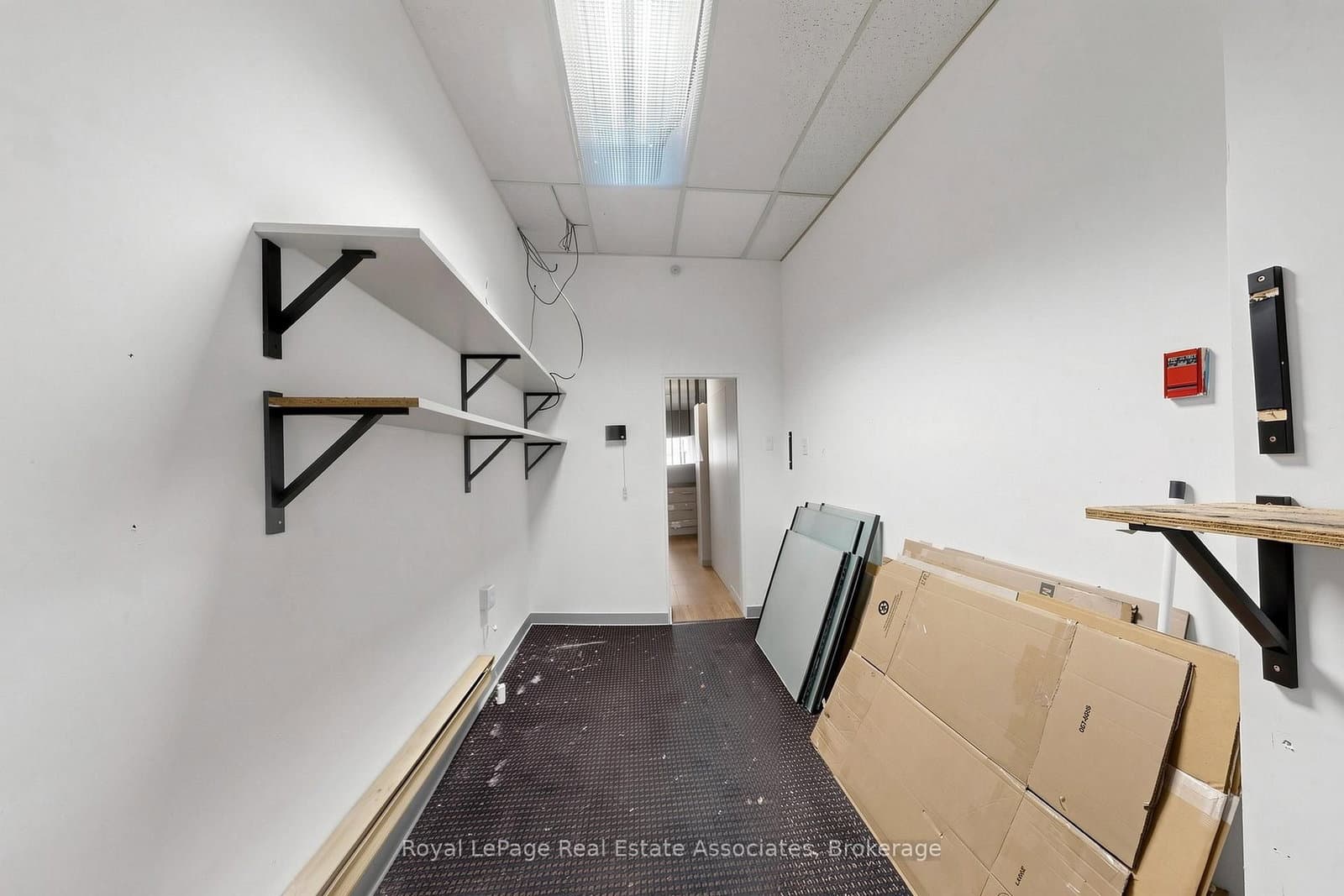 644 Queen Street W thumbnail 24