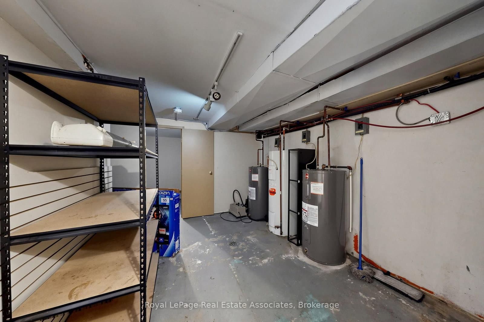 644 Queen Street W thumbnail 29