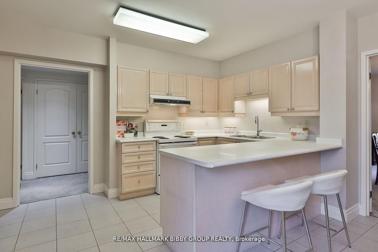 159 Frederick Street, Unit 601 thumbnail 15