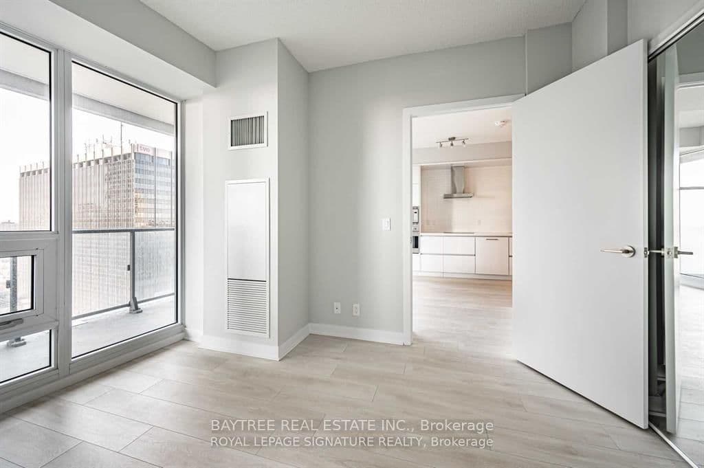 2221 Yonge Street, Unit 1506 thumbnail 10