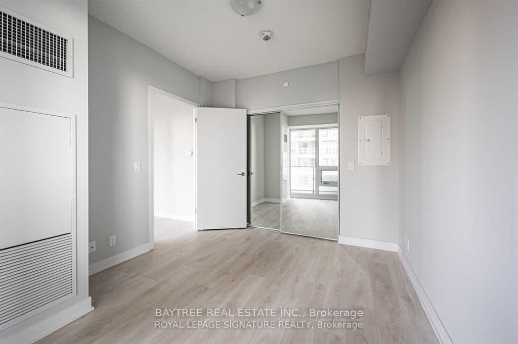 2221 Yonge Street, Unit 1506 thumbnail 11