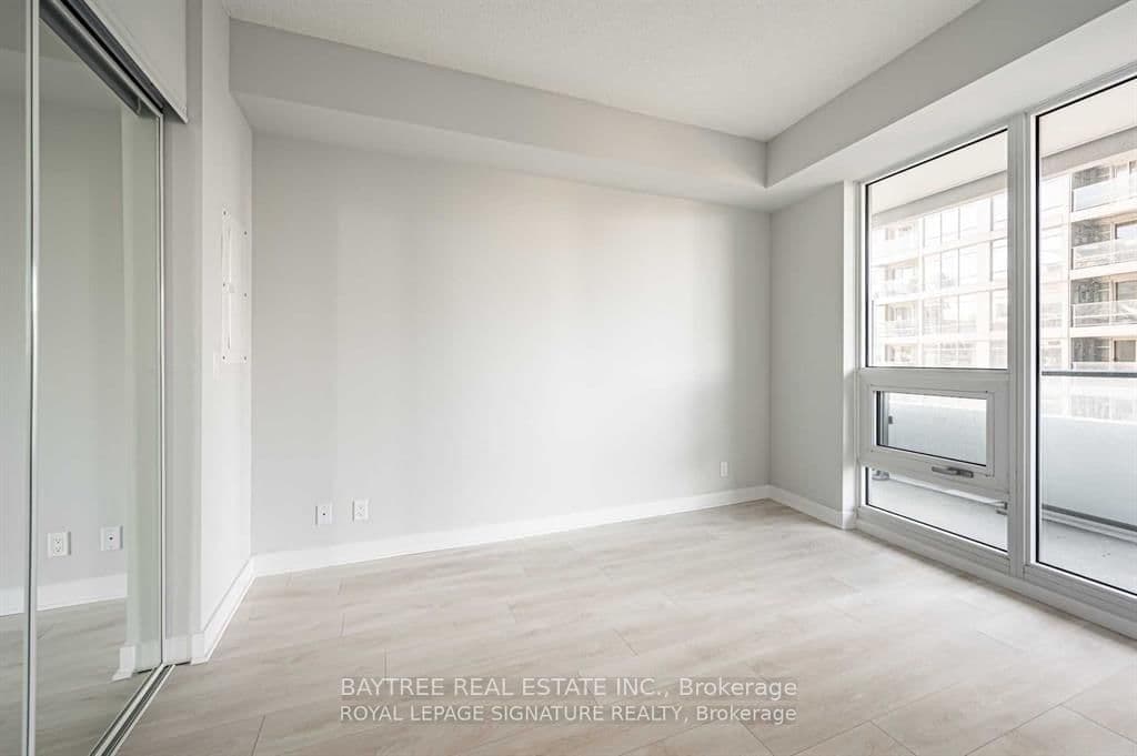 2221 Yonge Street, Unit 1506 thumbnail 9