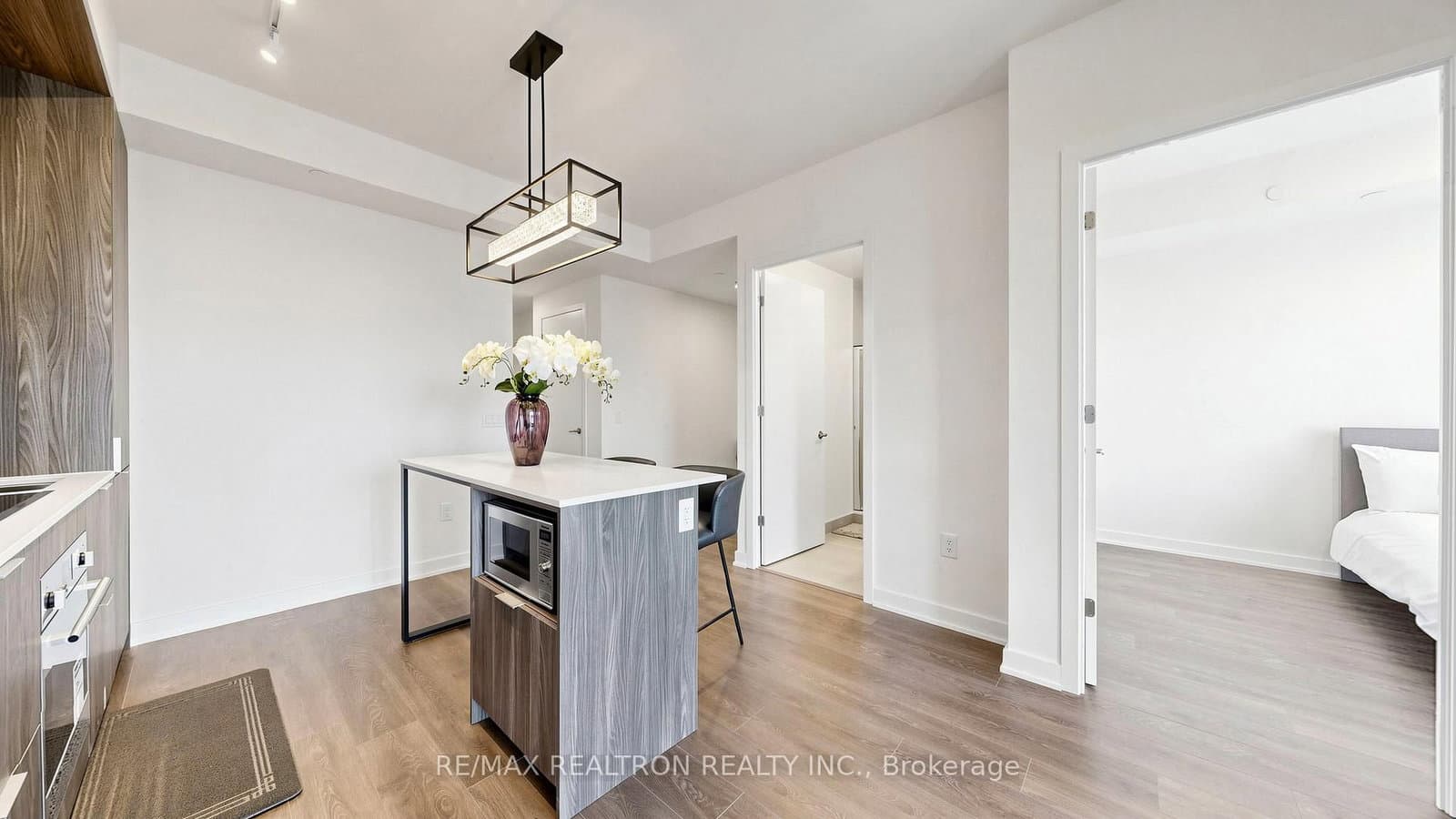 130 River Street, Unit 901 thumbnail 10
