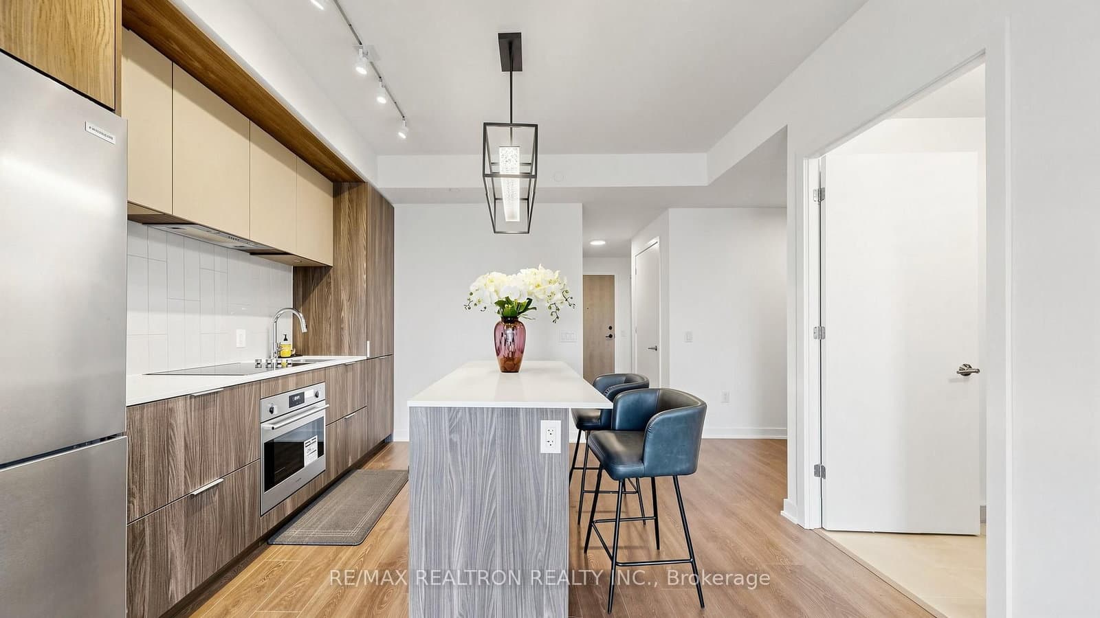130 River Street, Unit 901 thumbnail 12