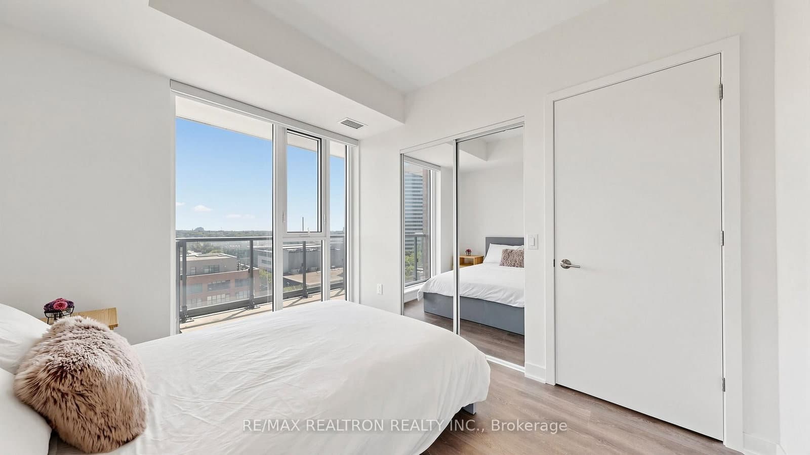 130 River Street, Unit 901 thumbnail 17
