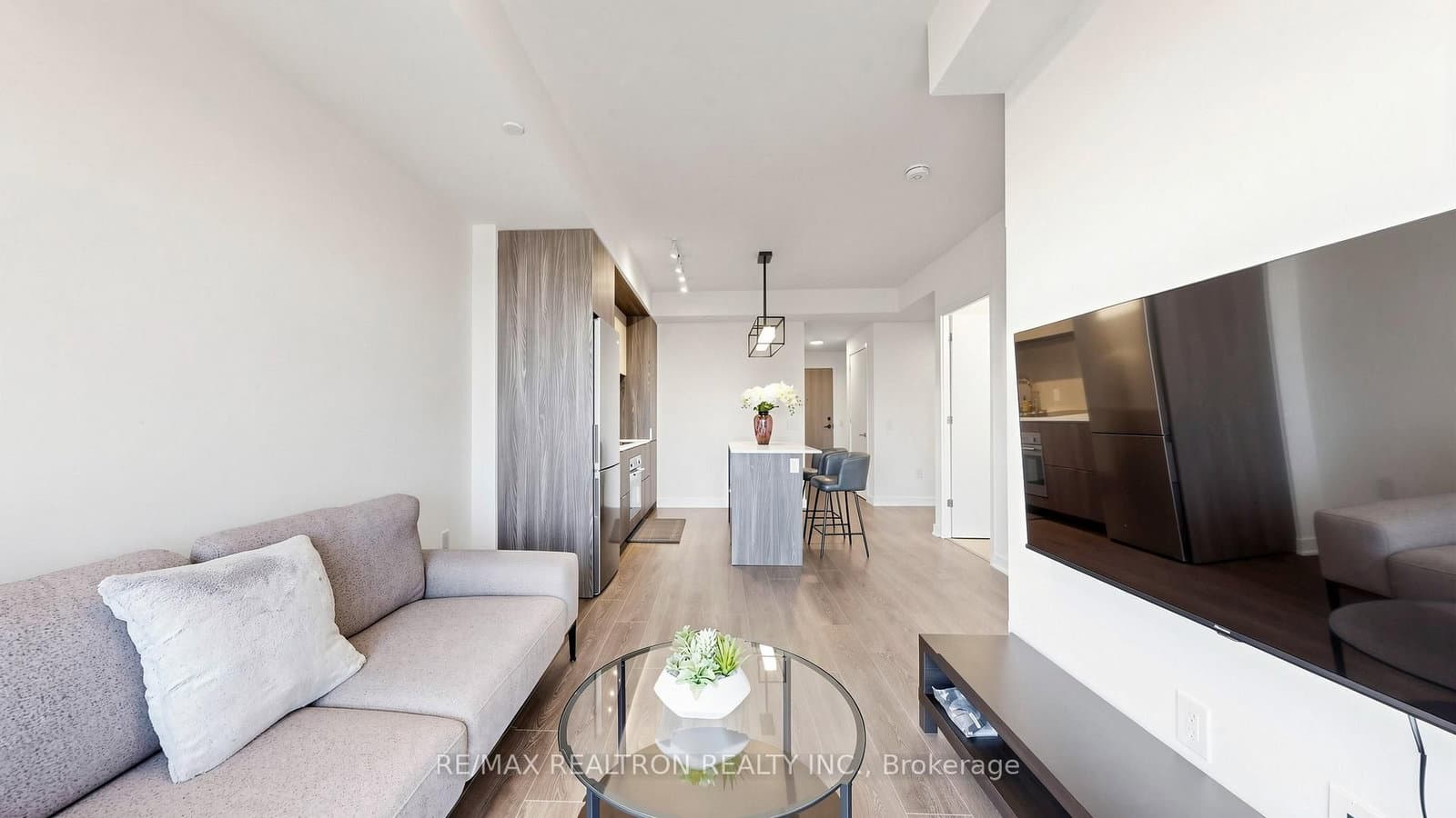 130 River Street, Unit 901 thumbnail 8