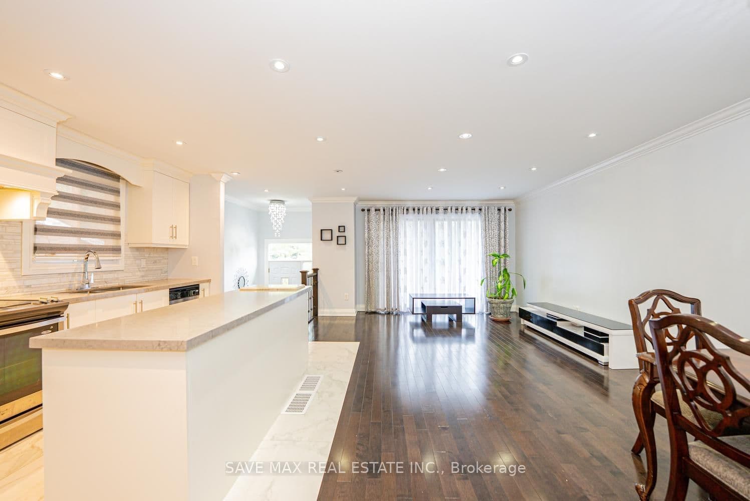 18 Levitt Court thumbnail 9