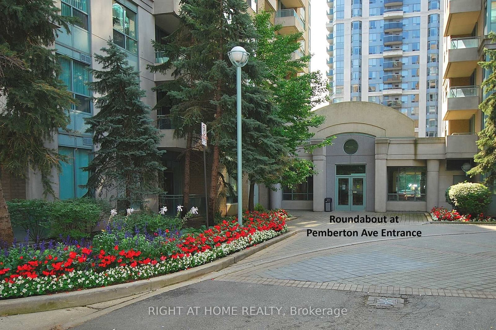 39 Pemberton Avenue, Unit 1009 thumbnail 22