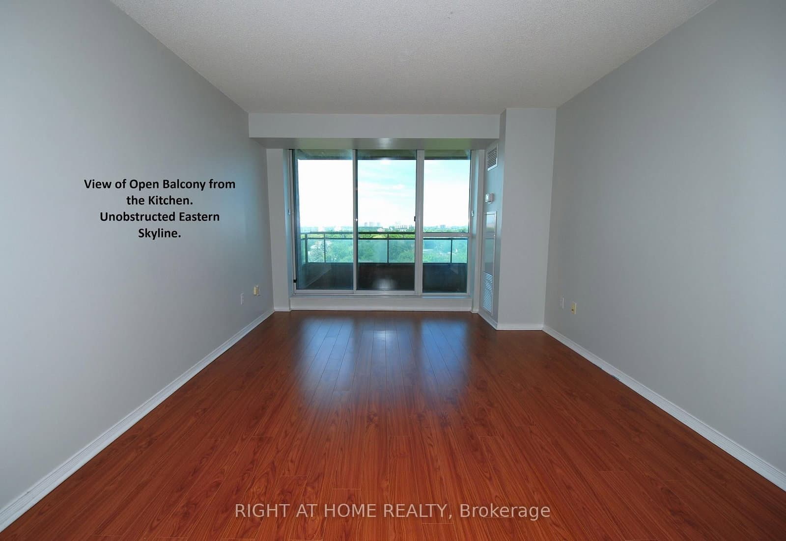 39 Pemberton Avenue, Unit 1009 thumbnail 8