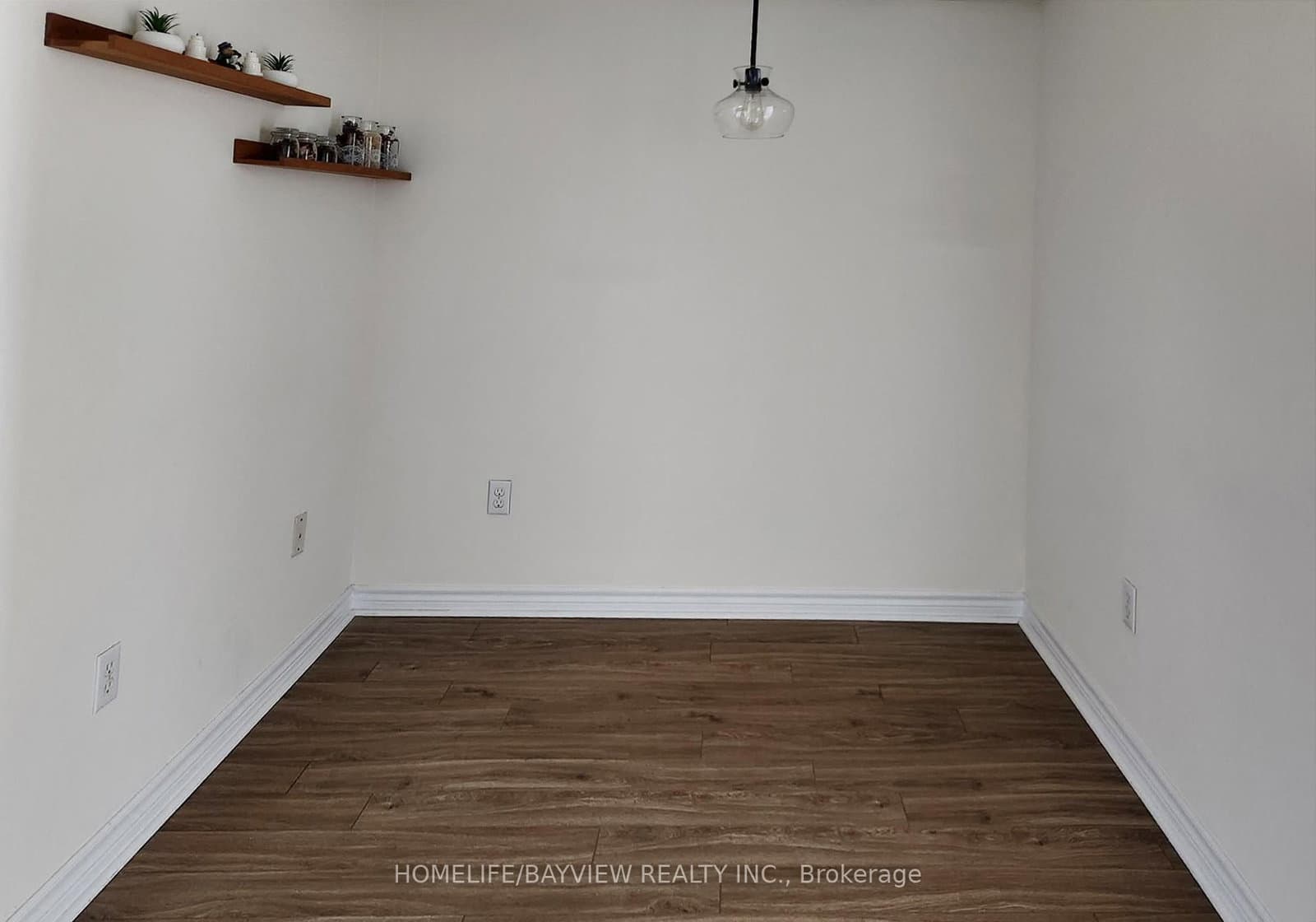 7 Lorraine Drive, Unit 1816 thumbnail 11
