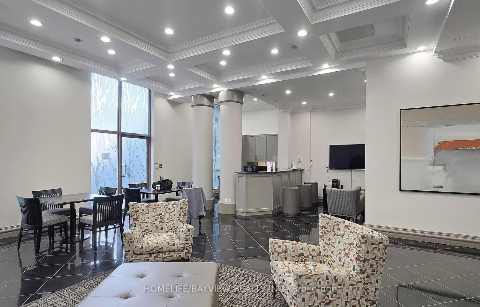 7 Lorraine Drive, Unit 1816 thumbnail 20