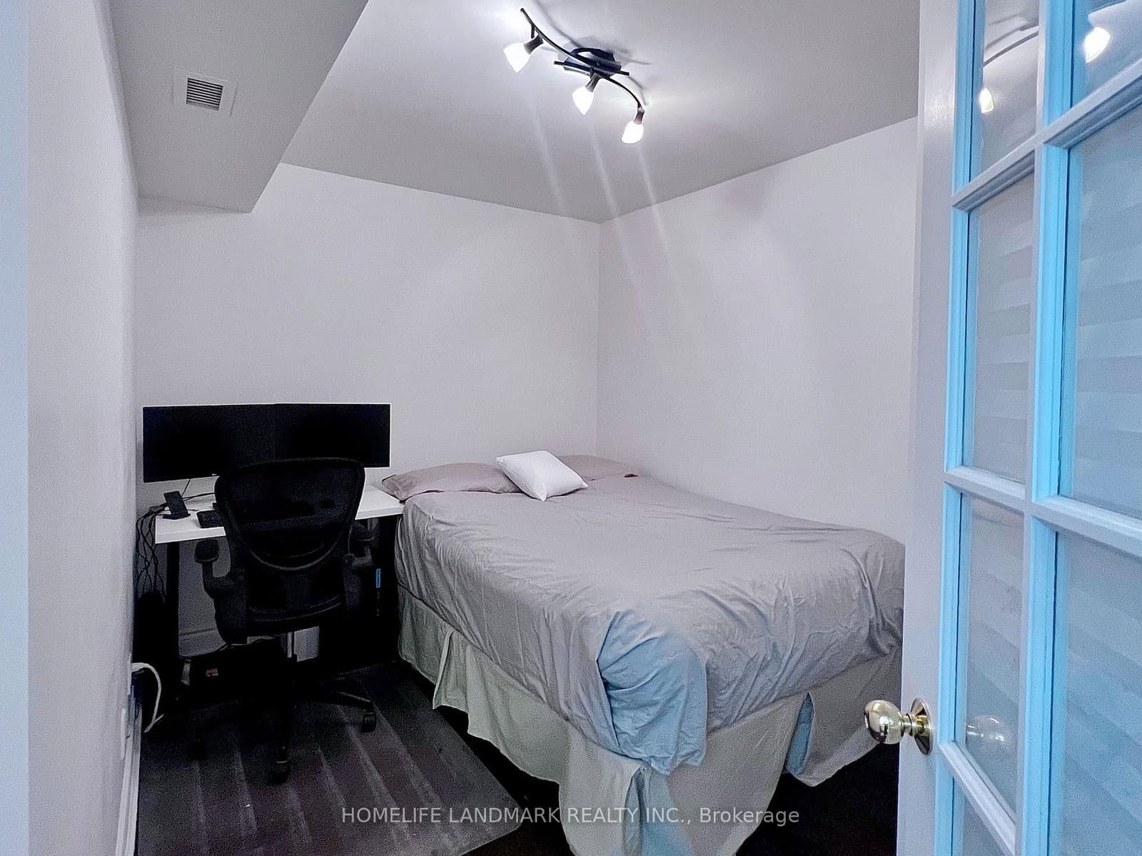 5 Northtown Way, Unit 809 thumbnail 15