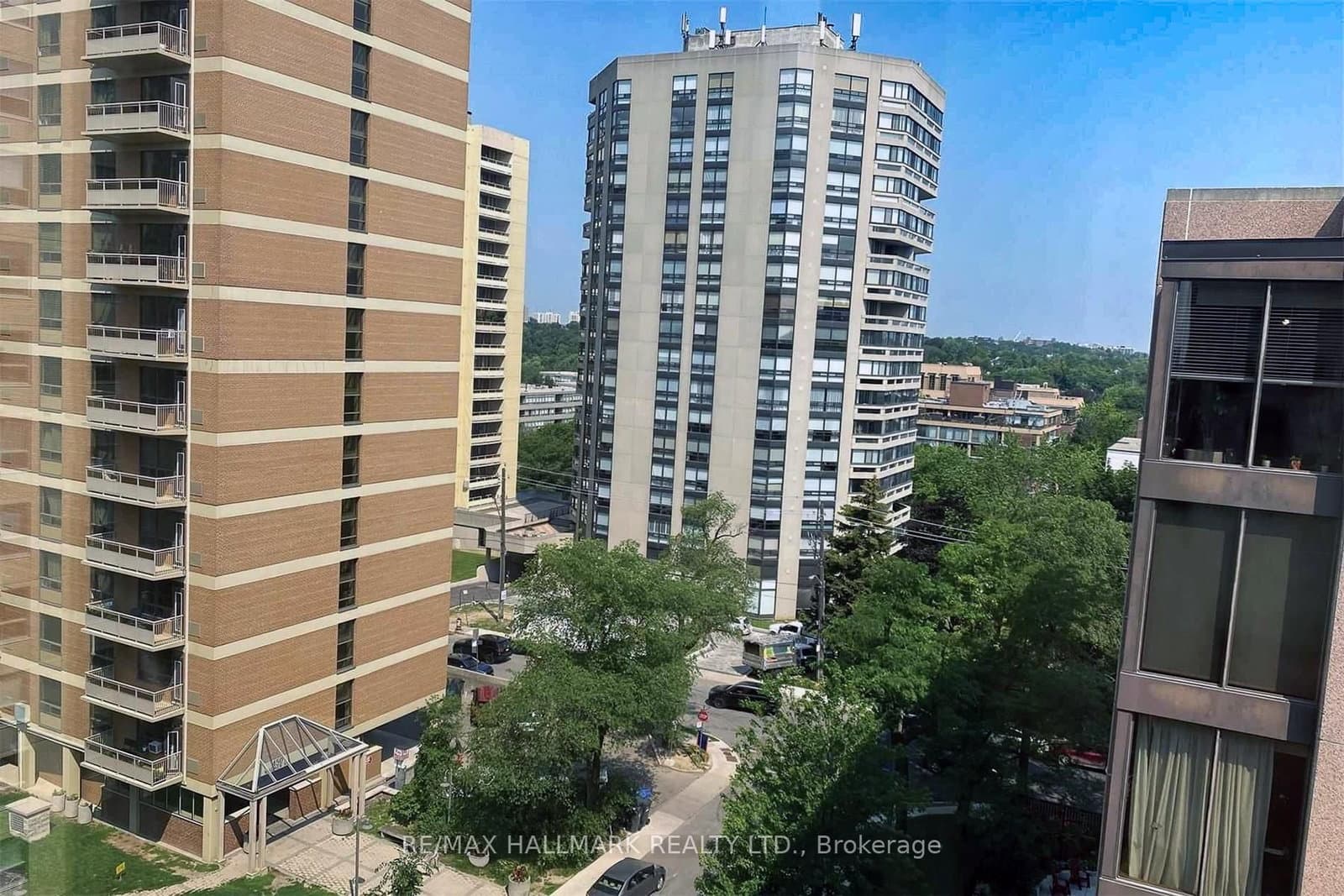 447 Walmer Road, Unit Ph10 thumbnail 13