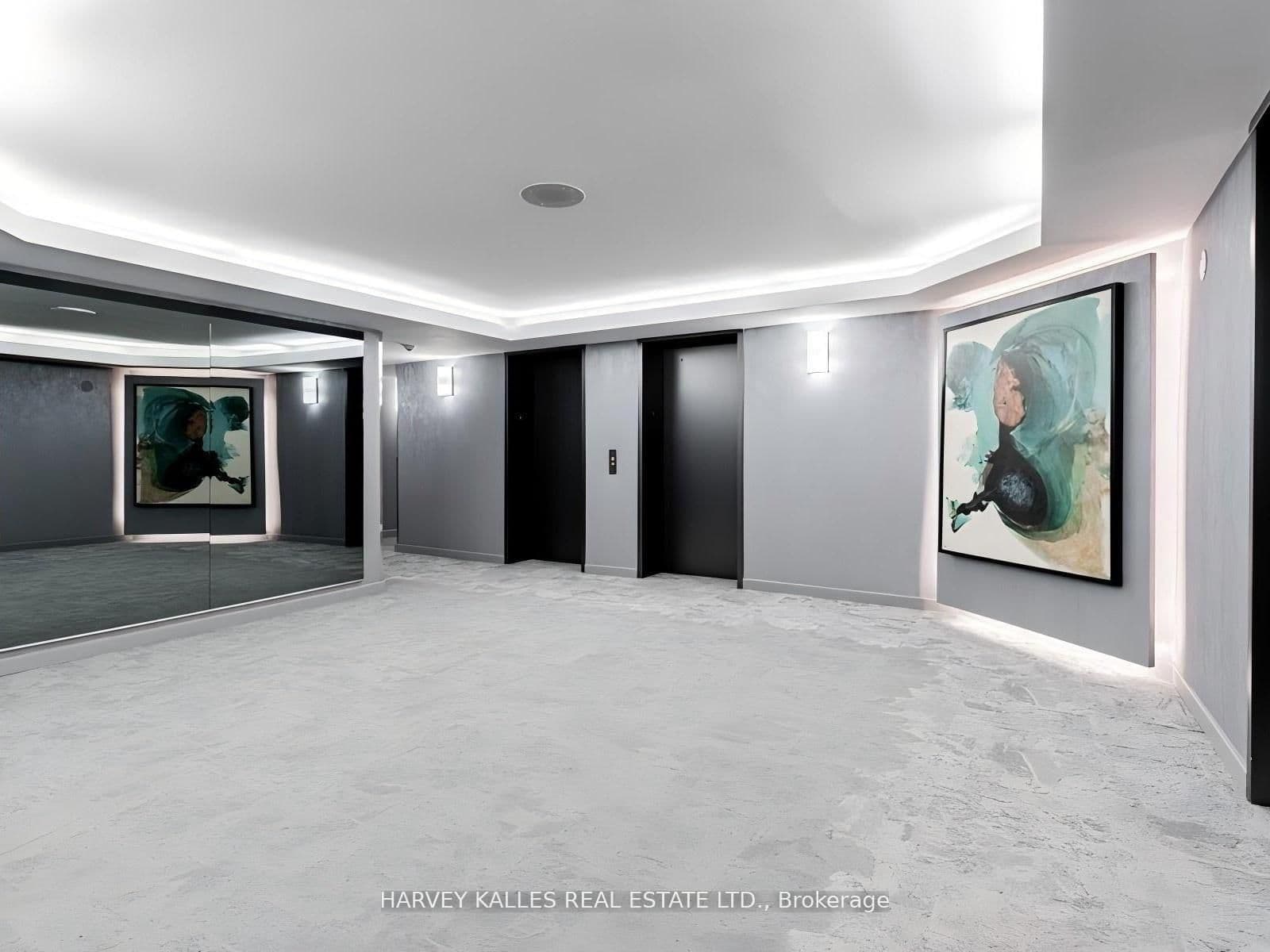 10 Yonge Street, Unit 705 thumbnail 26
