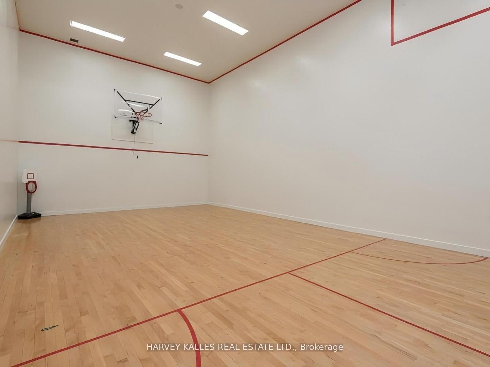 10 Yonge Street, Unit 705 thumbnail 28