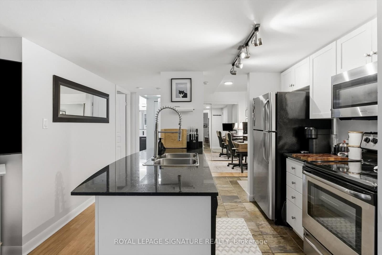 323 Richmond Street E, Unit 704 thumbnail 10