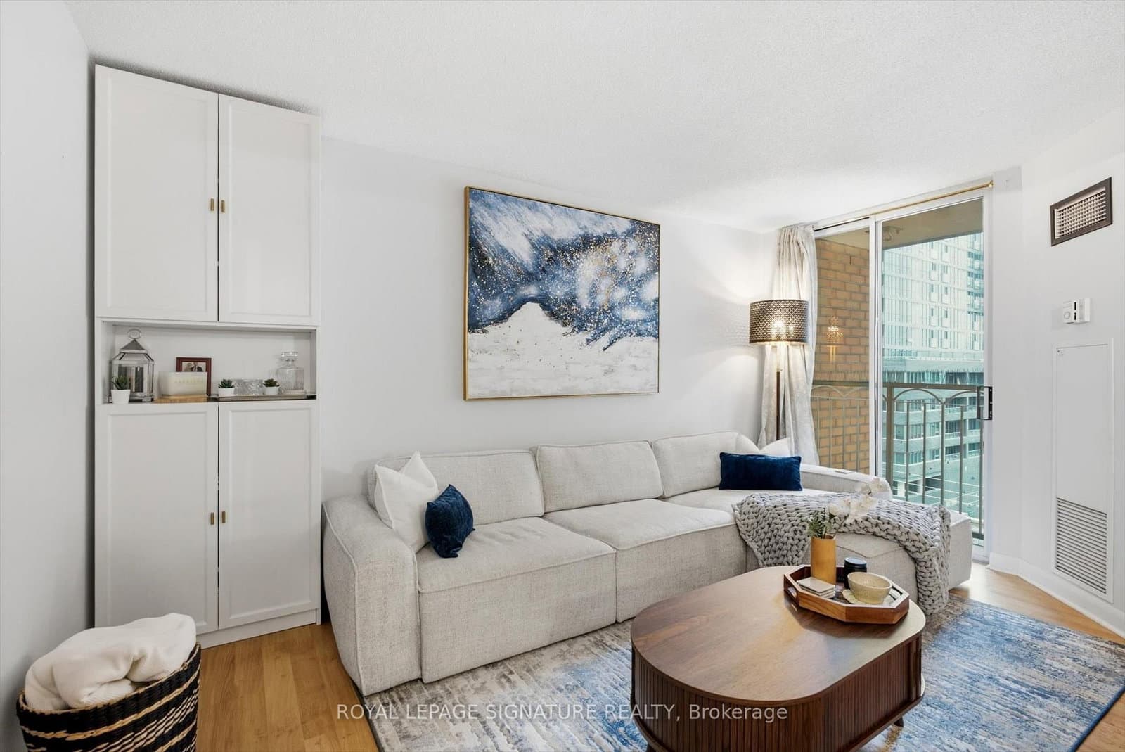 323 Richmond Street E, Unit 704 thumbnail 3