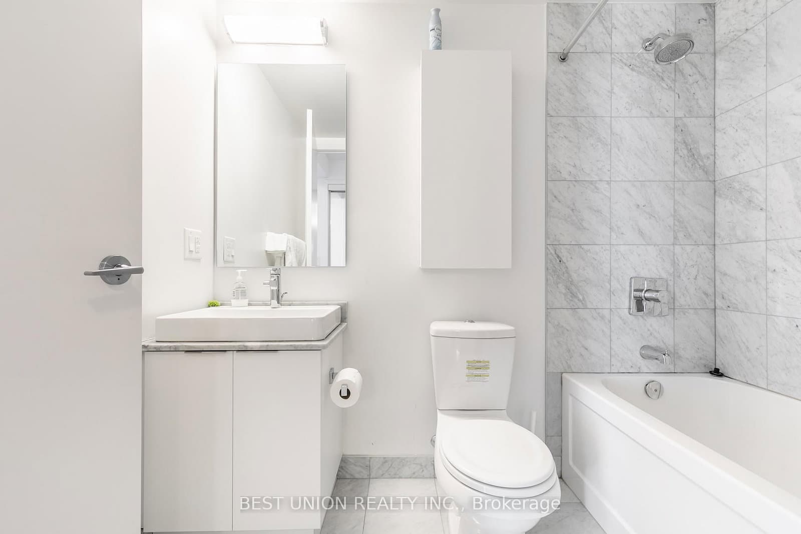 14 York Street, Unit 5706 thumbnail 11