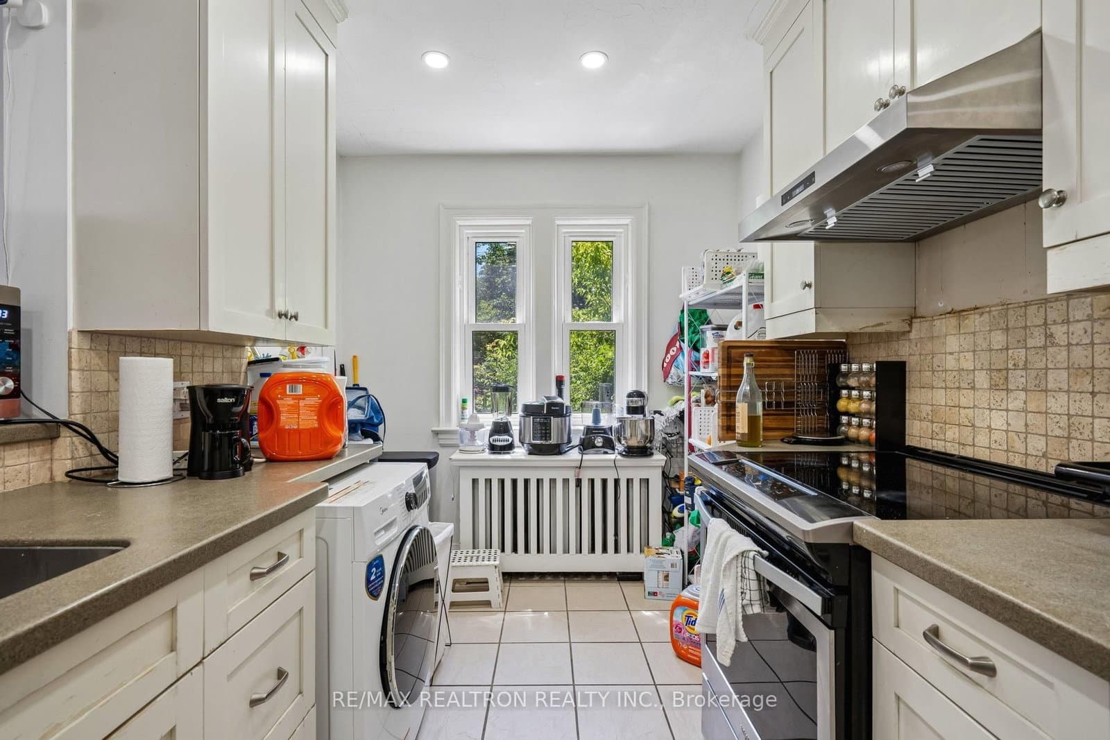 707 Hillsdale Avenue E thumbnail 17
