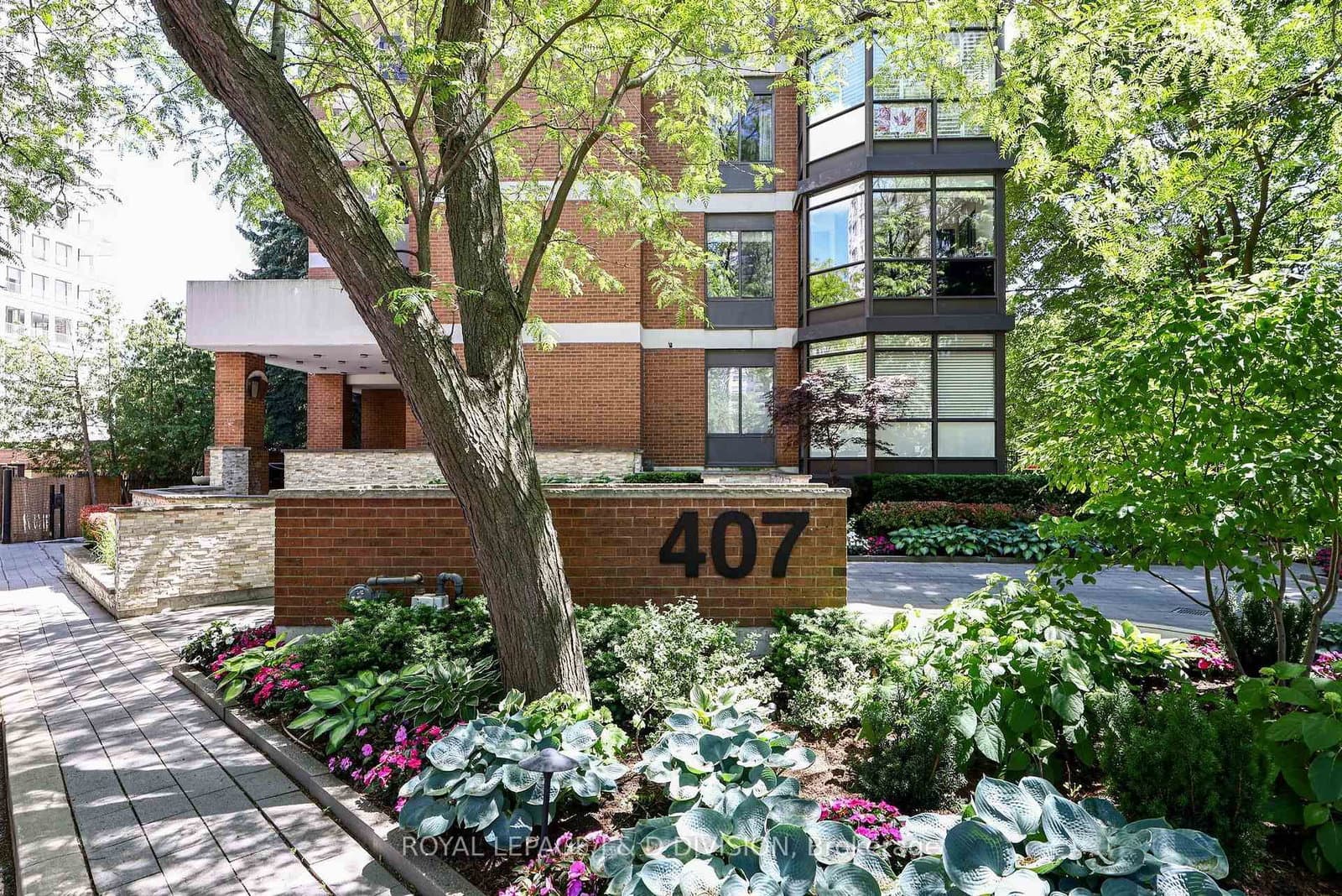 407 Walmer Road, Unit 401 - Image 1