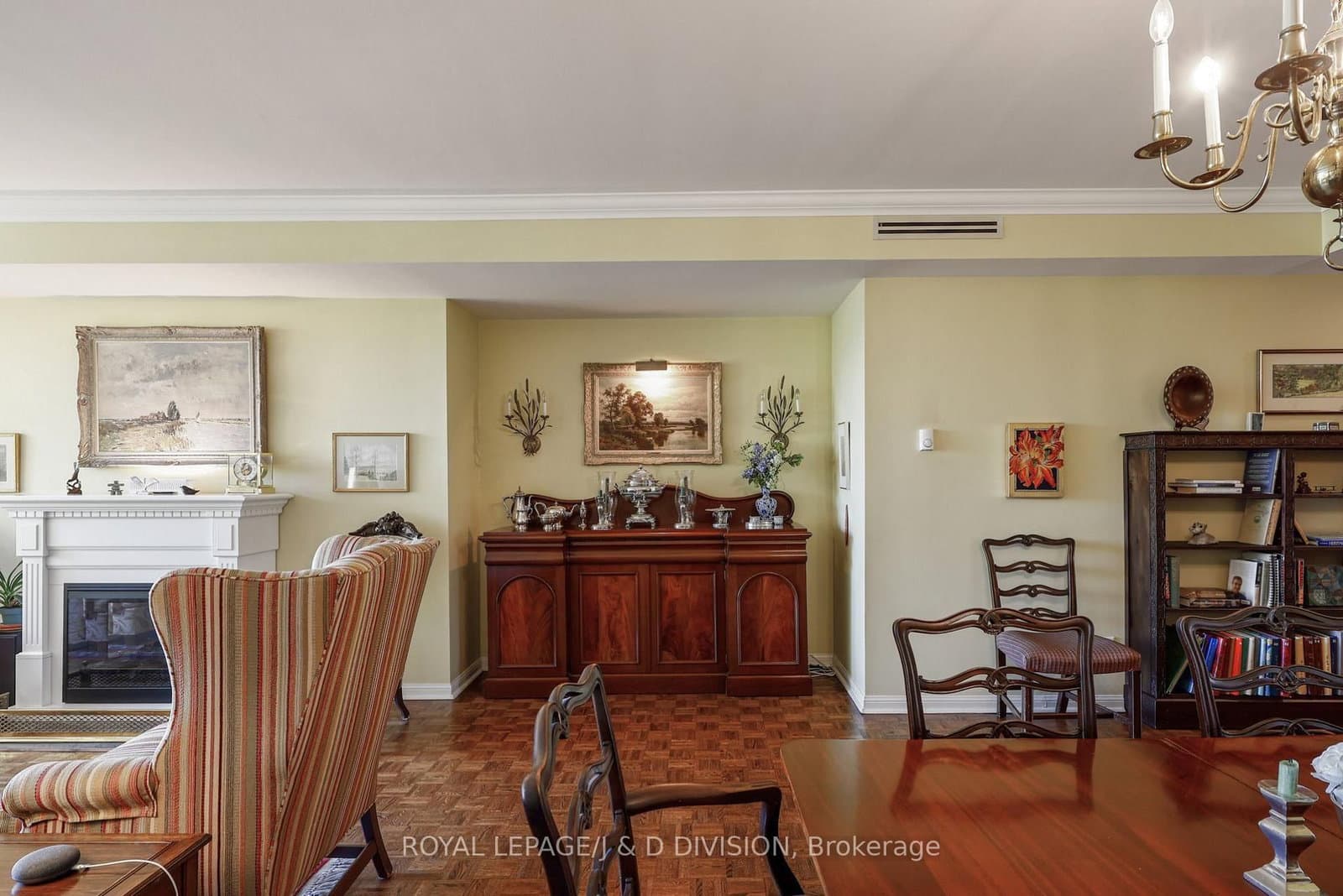 407 Walmer Road, Unit 401 thumbnail 10