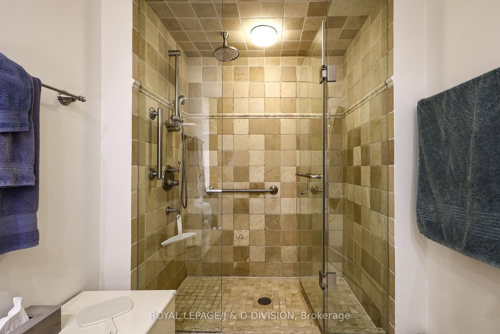407 Walmer Road, Unit 401 thumbnail 21