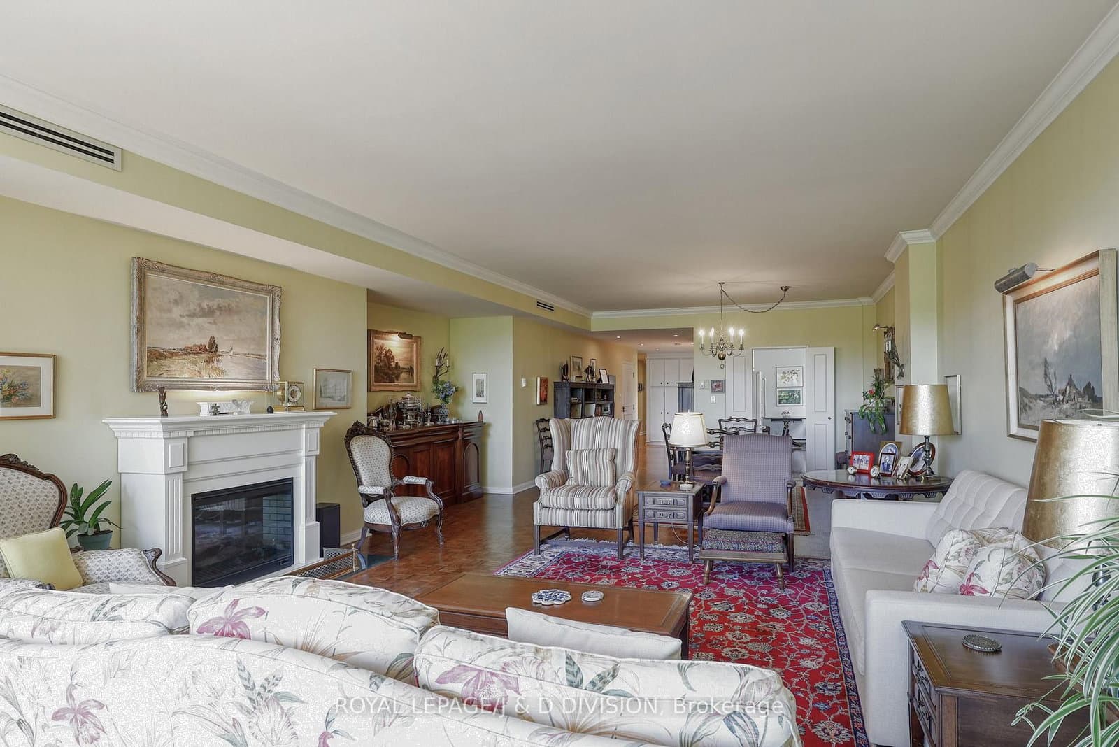 407 Walmer Road, Unit 401 thumbnail 5