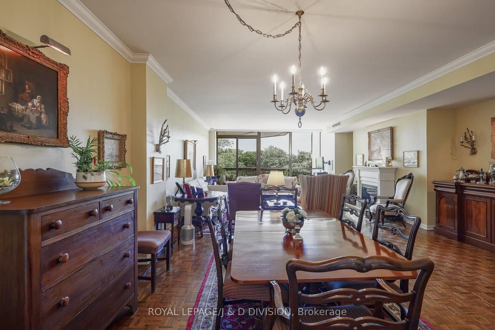 407 Walmer Road, Unit 401 thumbnail 8