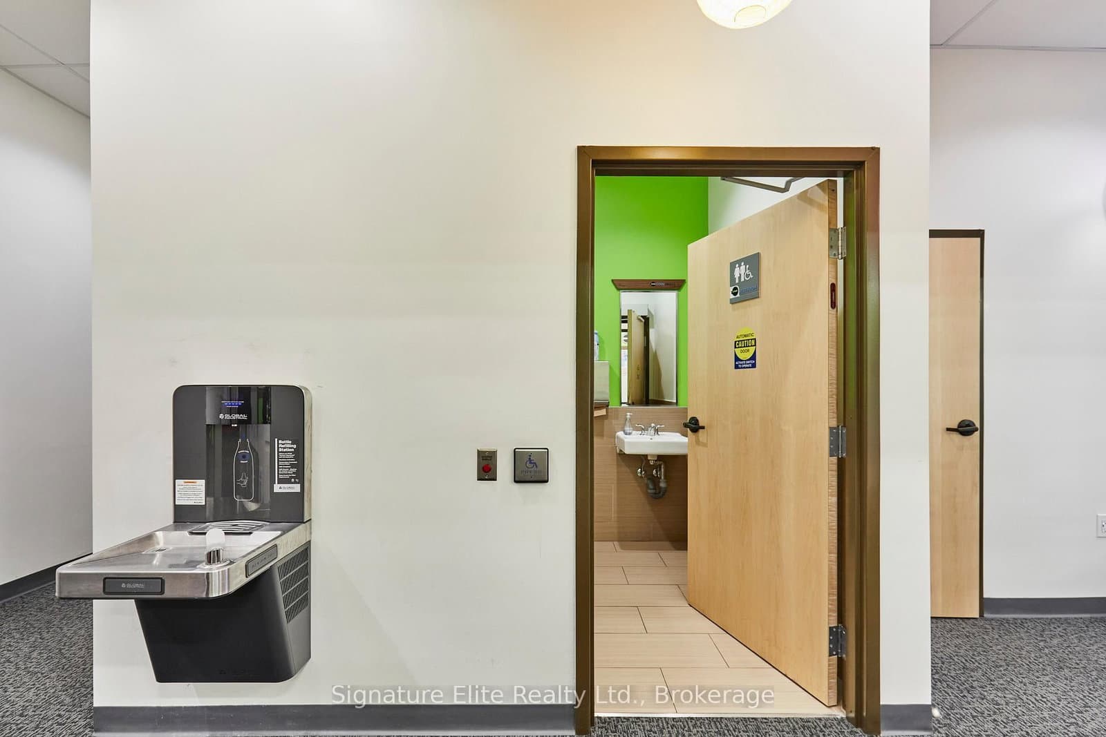 1386 Bayview Avenue, Unit 4 thumbnail 15