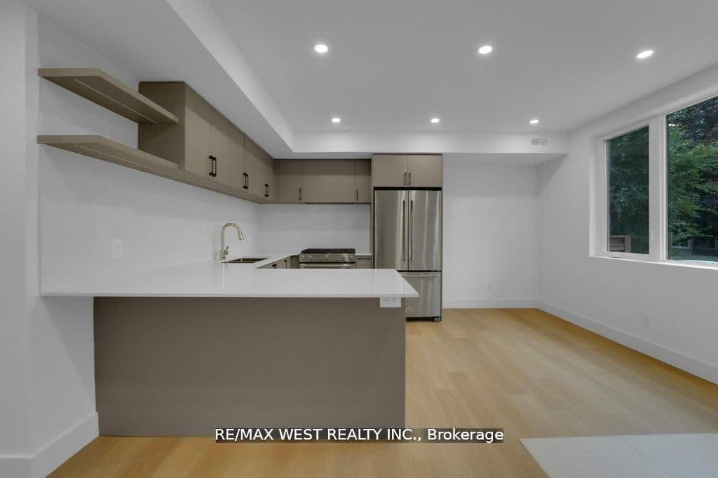 661 Winona Drive thumbnail 23
