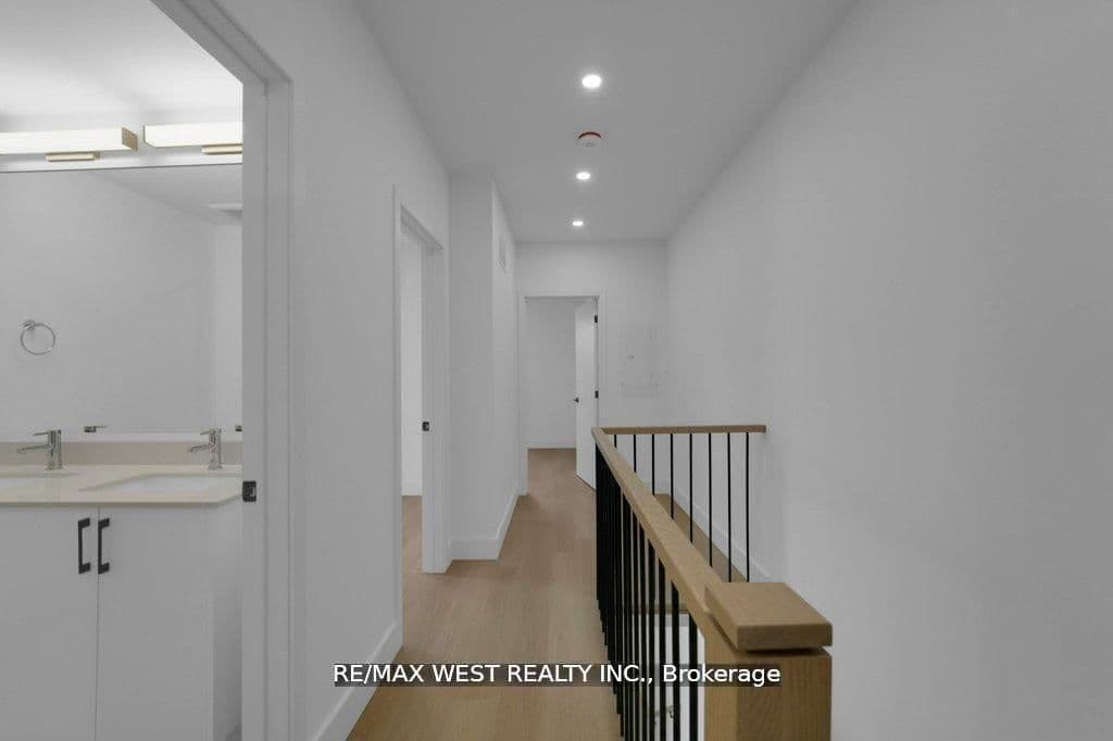 661 Winona Drive thumbnail 9