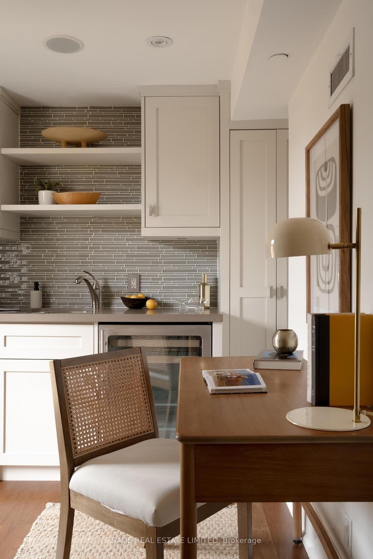 319 Lonsdale Road, Unit 3D thumbnail 35