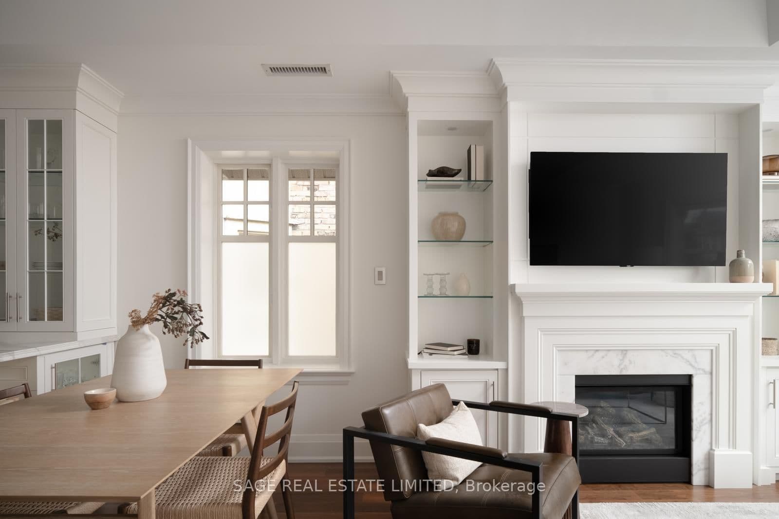 319 Lonsdale Road, Unit 3D thumbnail 7