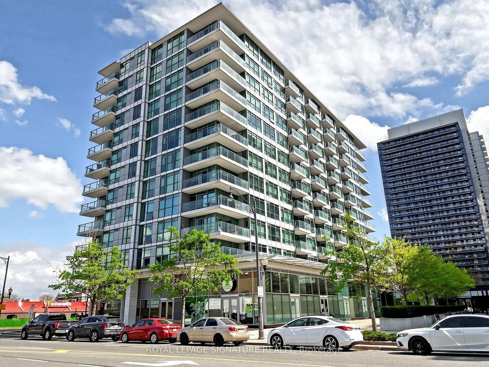 15 Singer Court, Unit 1211 - Image 1
