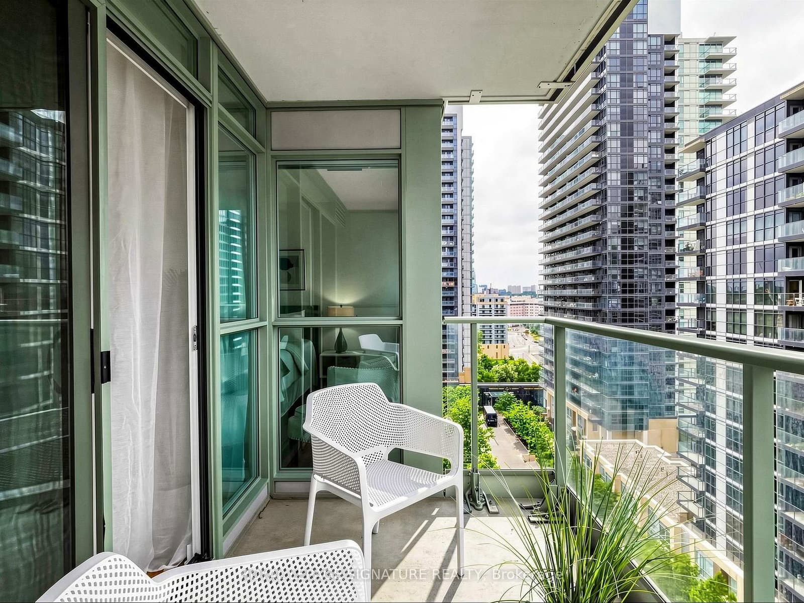 15 Singer Court, Unit 1211 thumbnail 22
