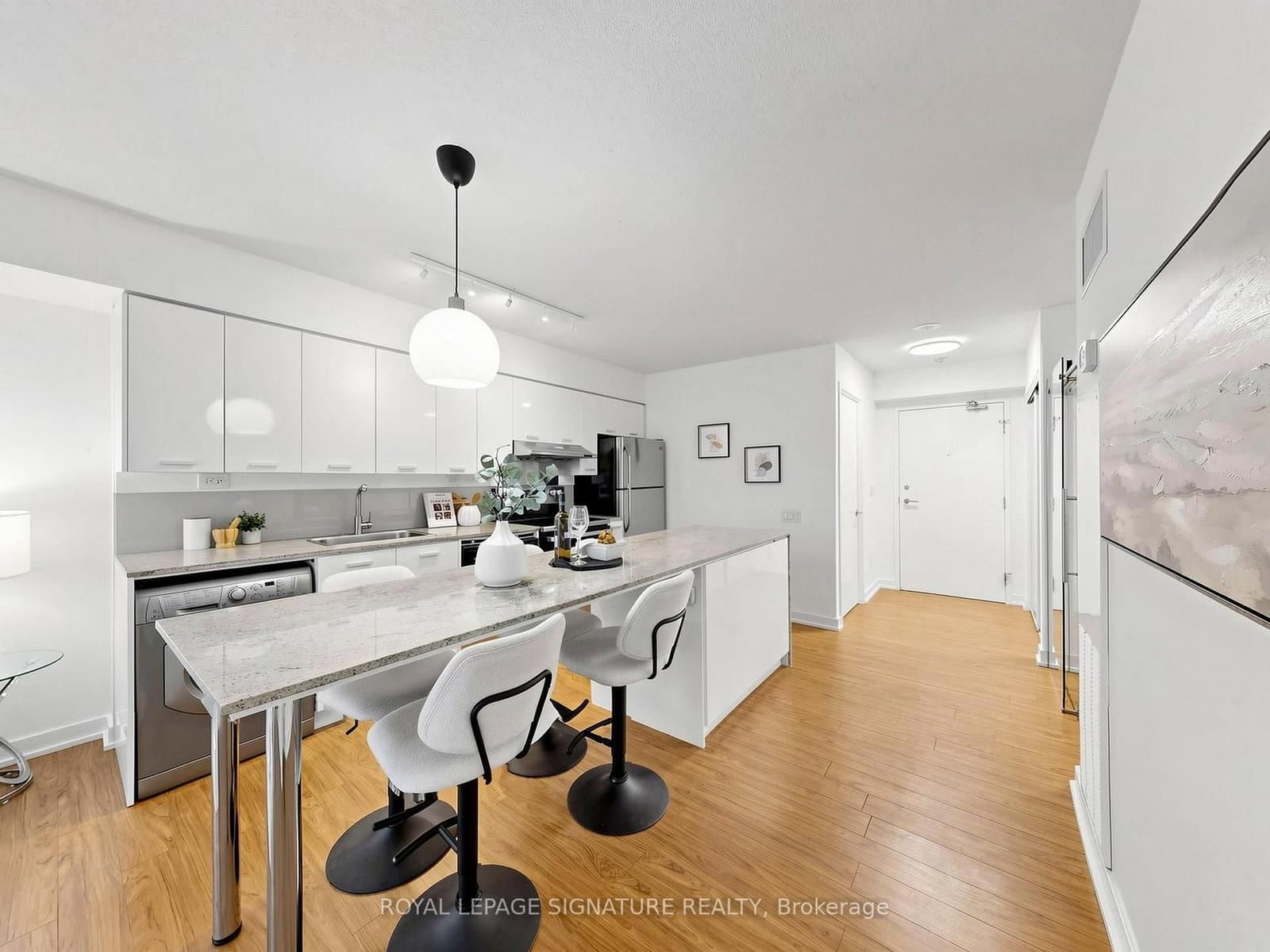 15 Singer Court, Unit 1211 thumbnail 7
