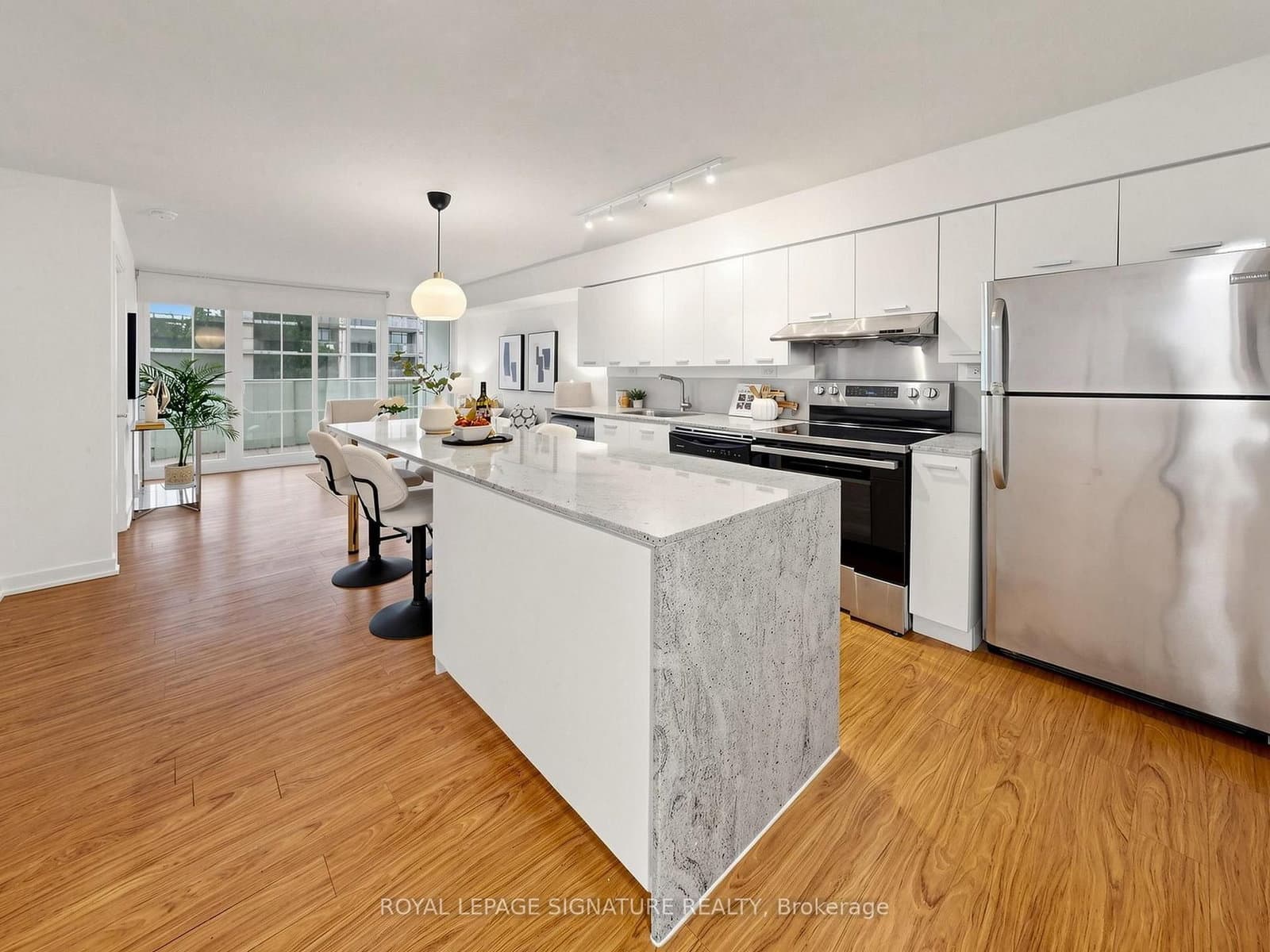 15 Singer Court, Unit 1211 thumbnail 8
