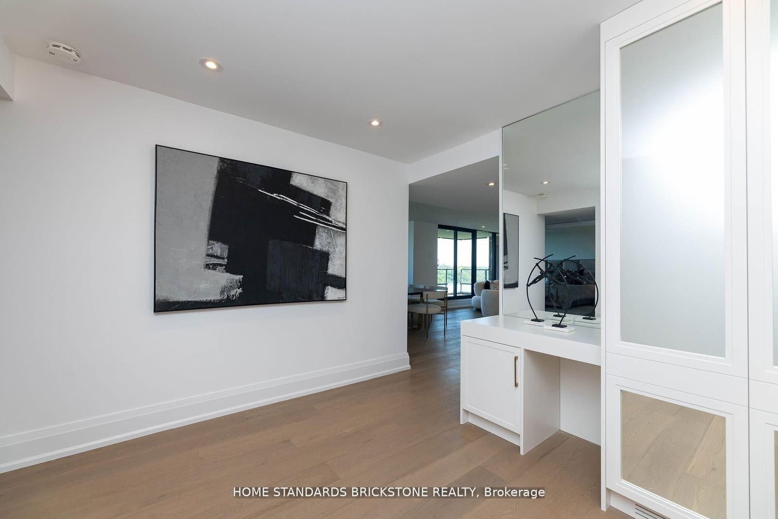 66 Collier Street, Unit 9D thumbnail 4