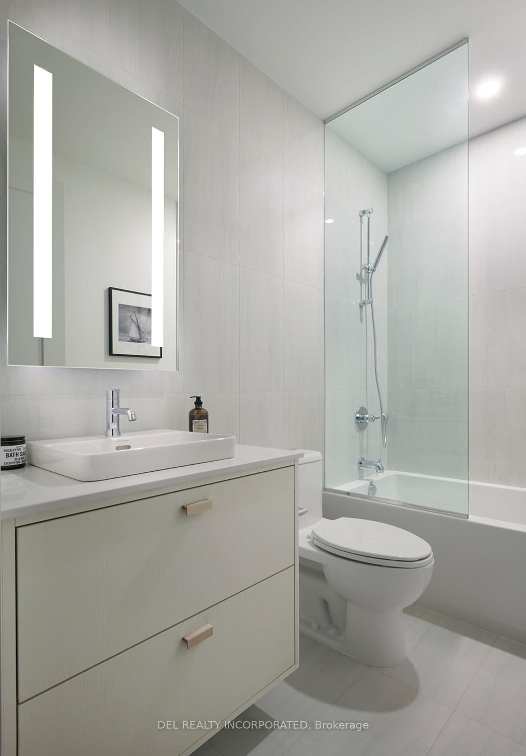 115 Denison Avenue, Unit 404 thumbnail 7