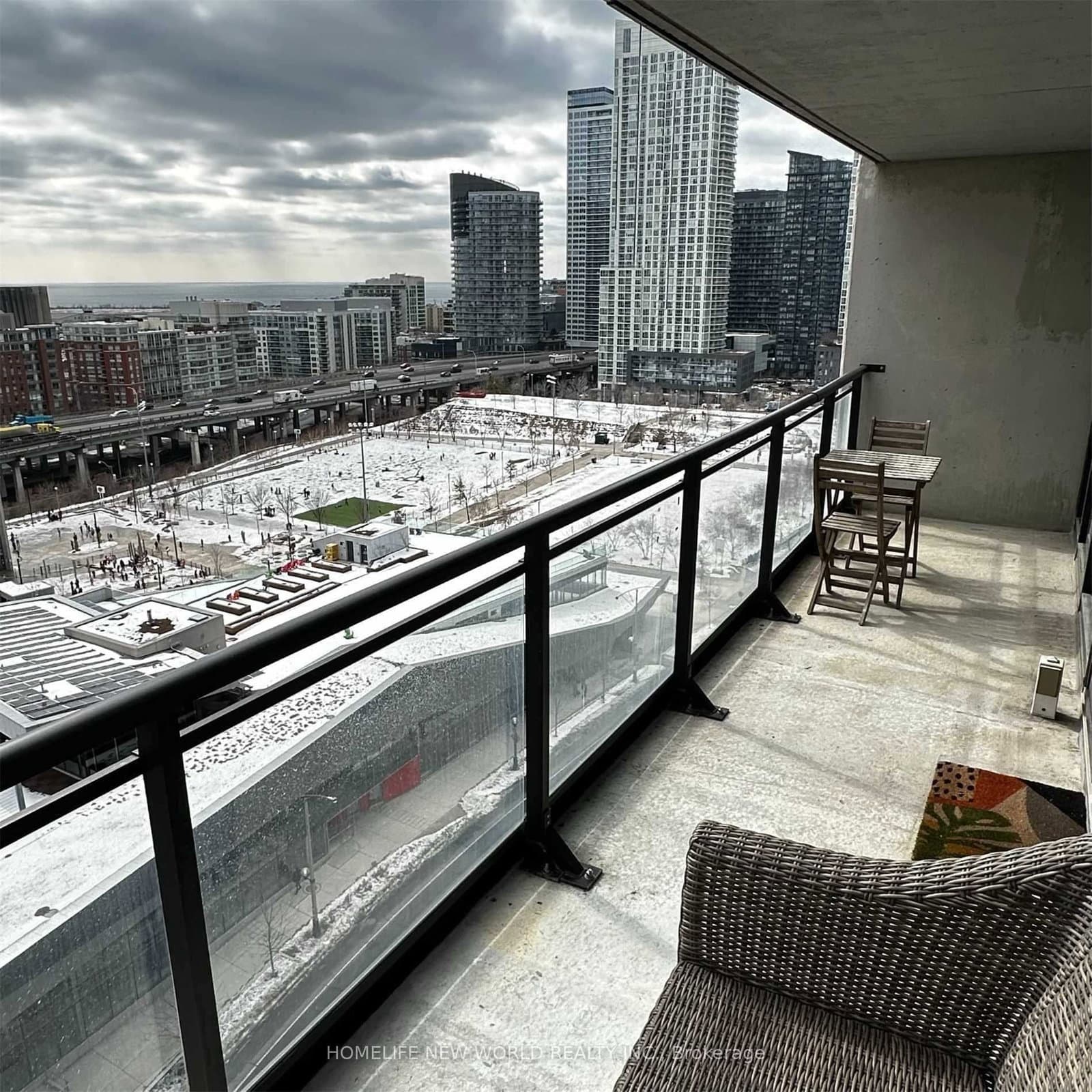 8 Telegram Mews, Unit 1603 thumbnail 20