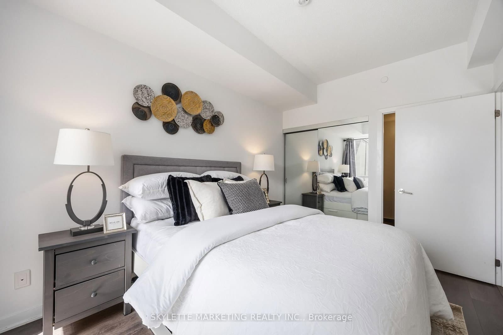38 Forest Manor Road, Unit 414 thumbnail 23