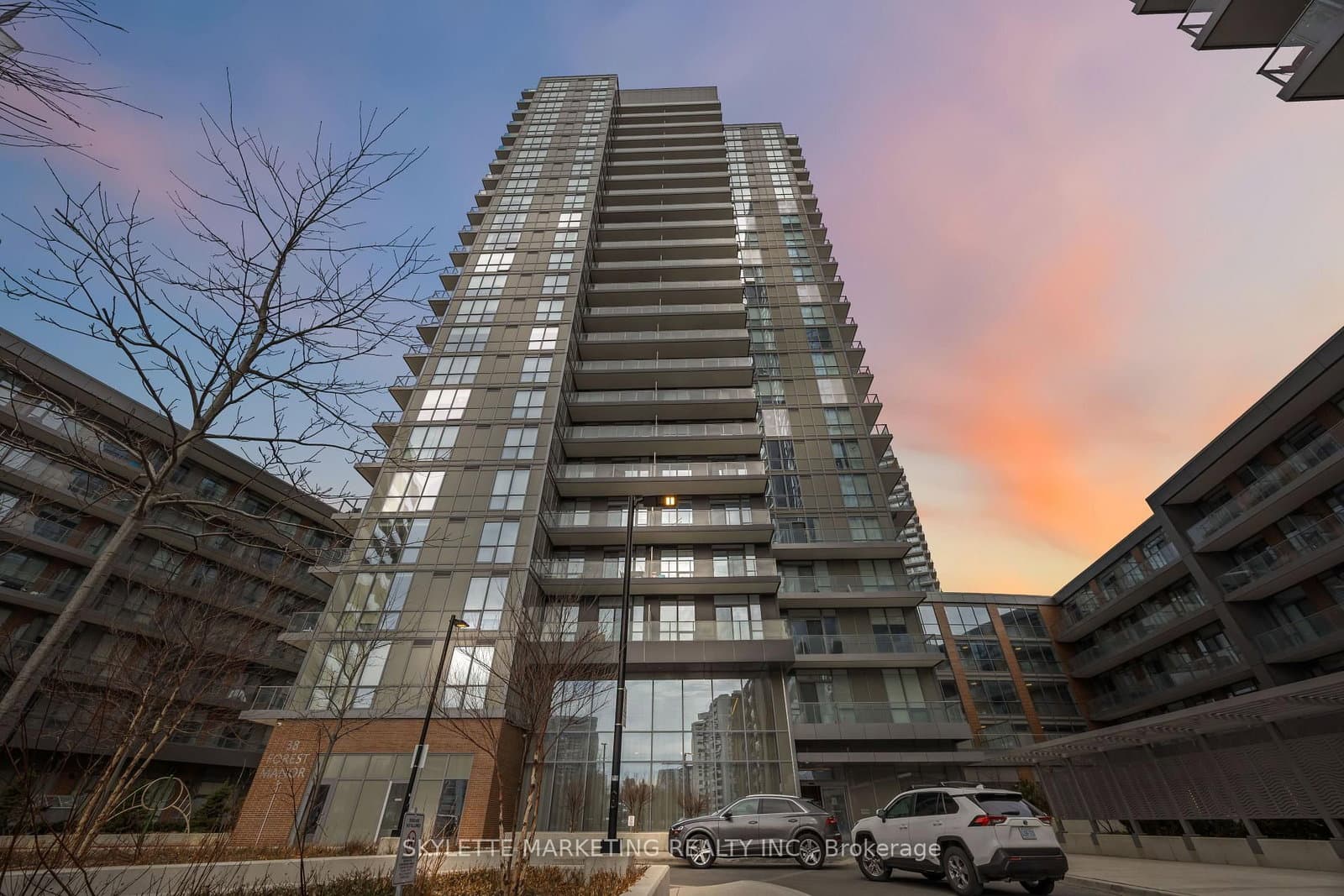 38 Forest Manor Road, Unit 414 thumbnail 40