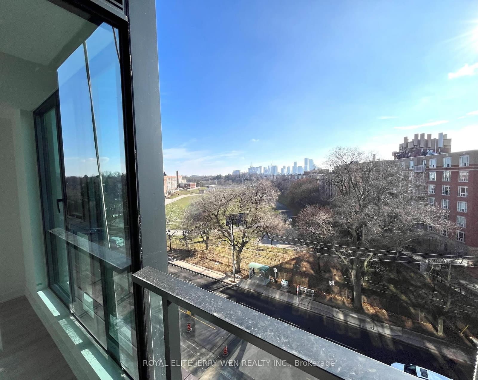 250 Lawrence Avenue W, Unit 613 thumbnail 16