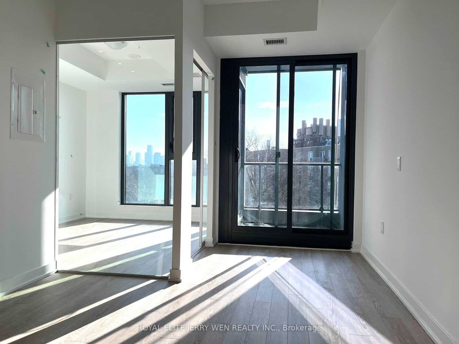 250 Lawrence Avenue W, Unit 613 thumbnail 5
