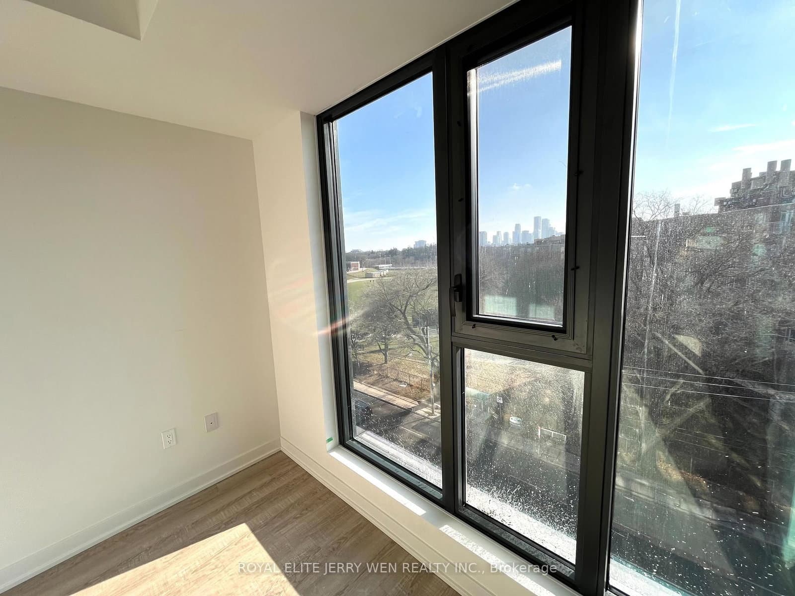 250 Lawrence Avenue W, Unit 613 thumbnail 7