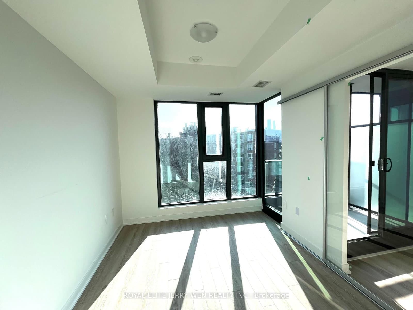 250 Lawrence Avenue W, Unit 613 thumbnail 9