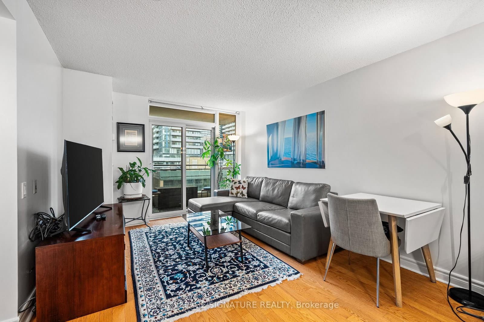 123 Eglinton Avenue E, Unit 813 thumbnail 15
